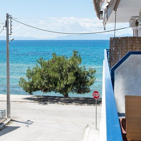 Seafront 2 Bedrooms Apartment Νέα Ηράκλεια Εξωτερικό φωτογραφία